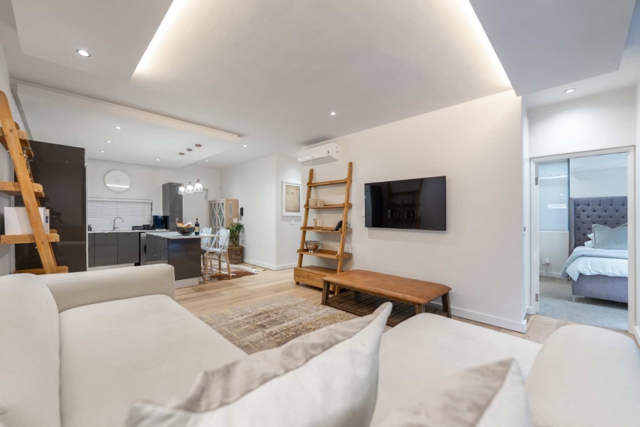 2 Bedroom Property for Sale in Green Point Western Cape